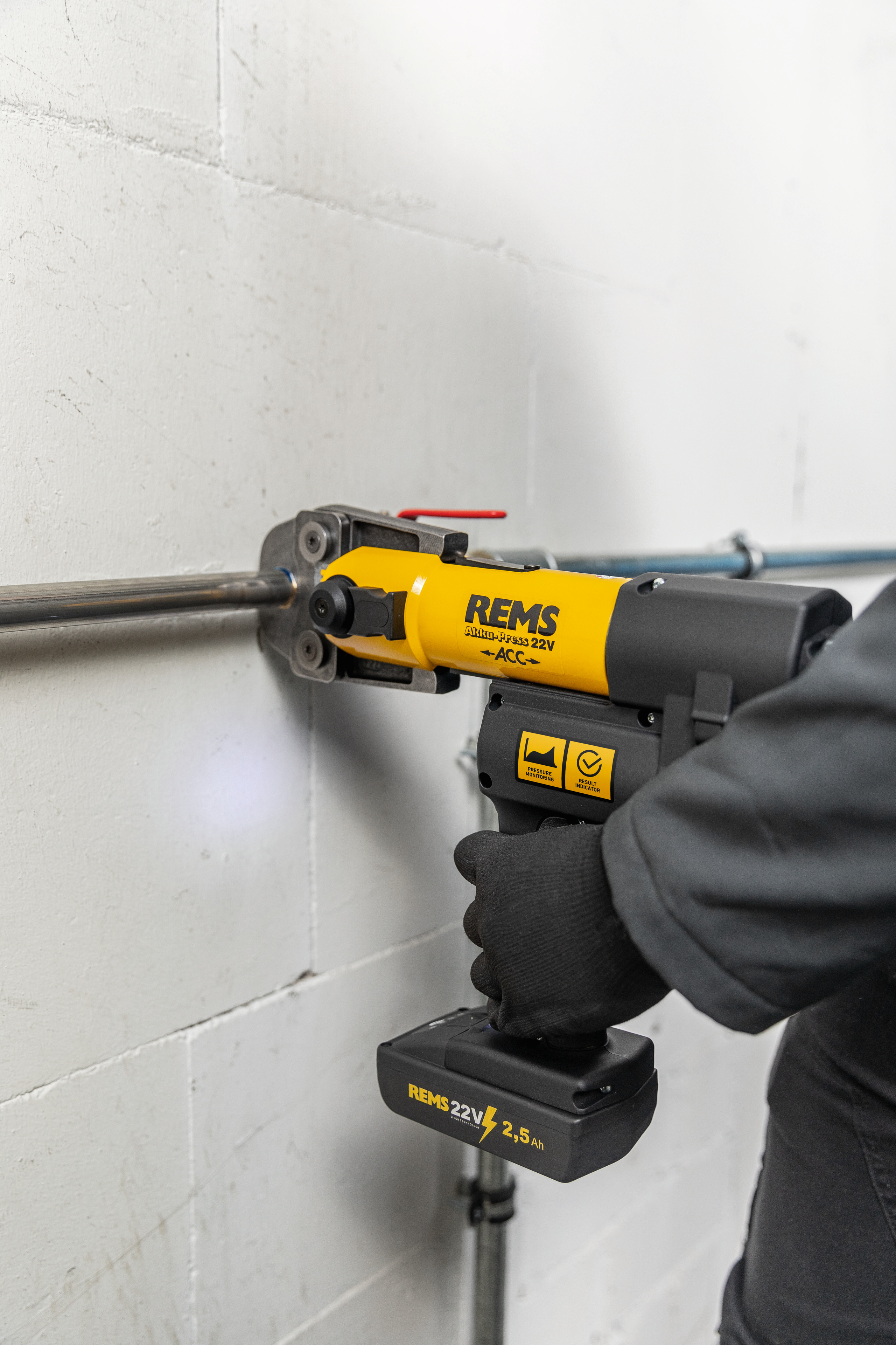 REMS Мини-Пресс 22В АСС Базовый пакет + аккумулятор 2,5 Ач (578050 R220)