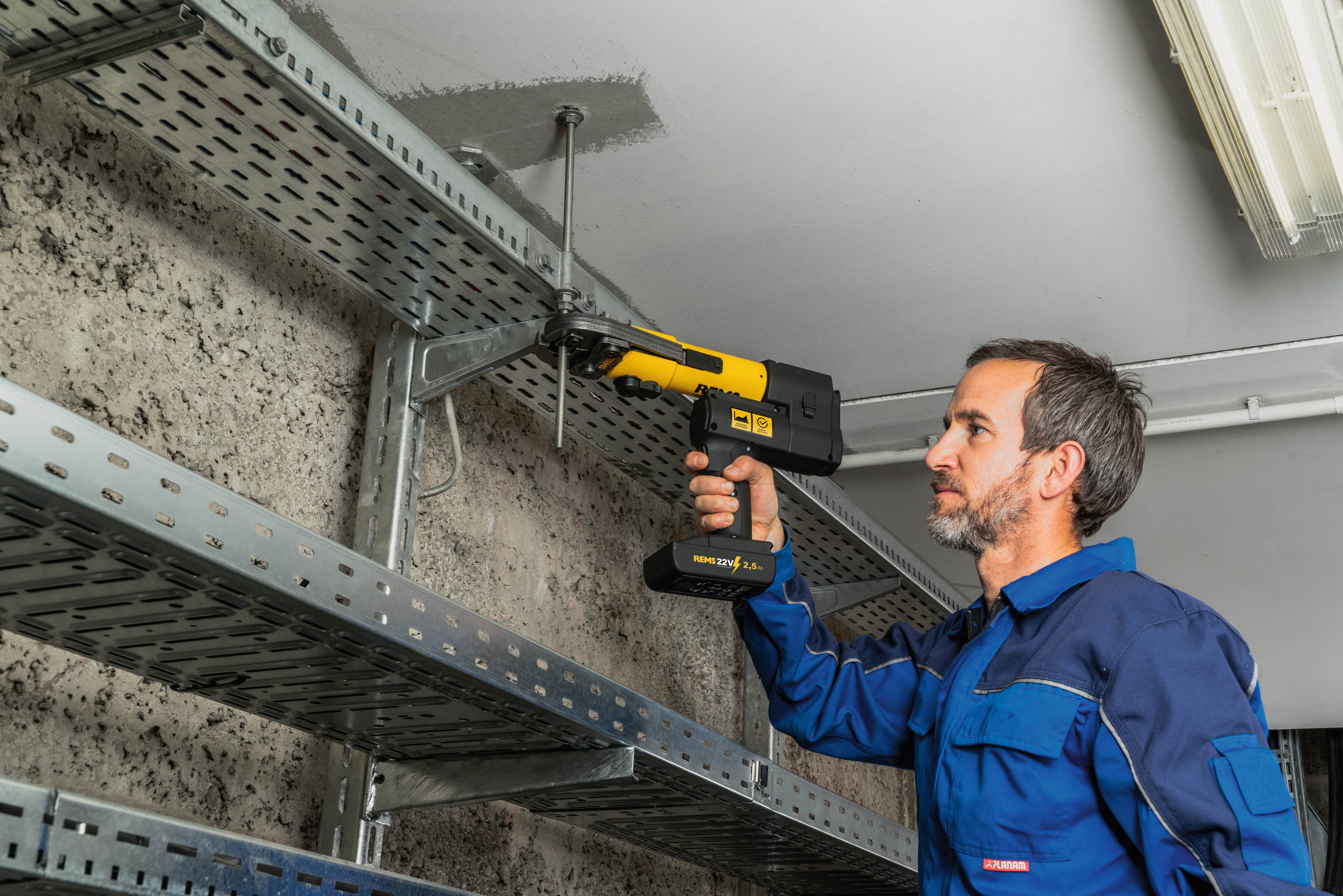 REMS Мини-Пресс 22В АСС Базовый пакет + аккумулятор 2,5 Ач (578050 R220)