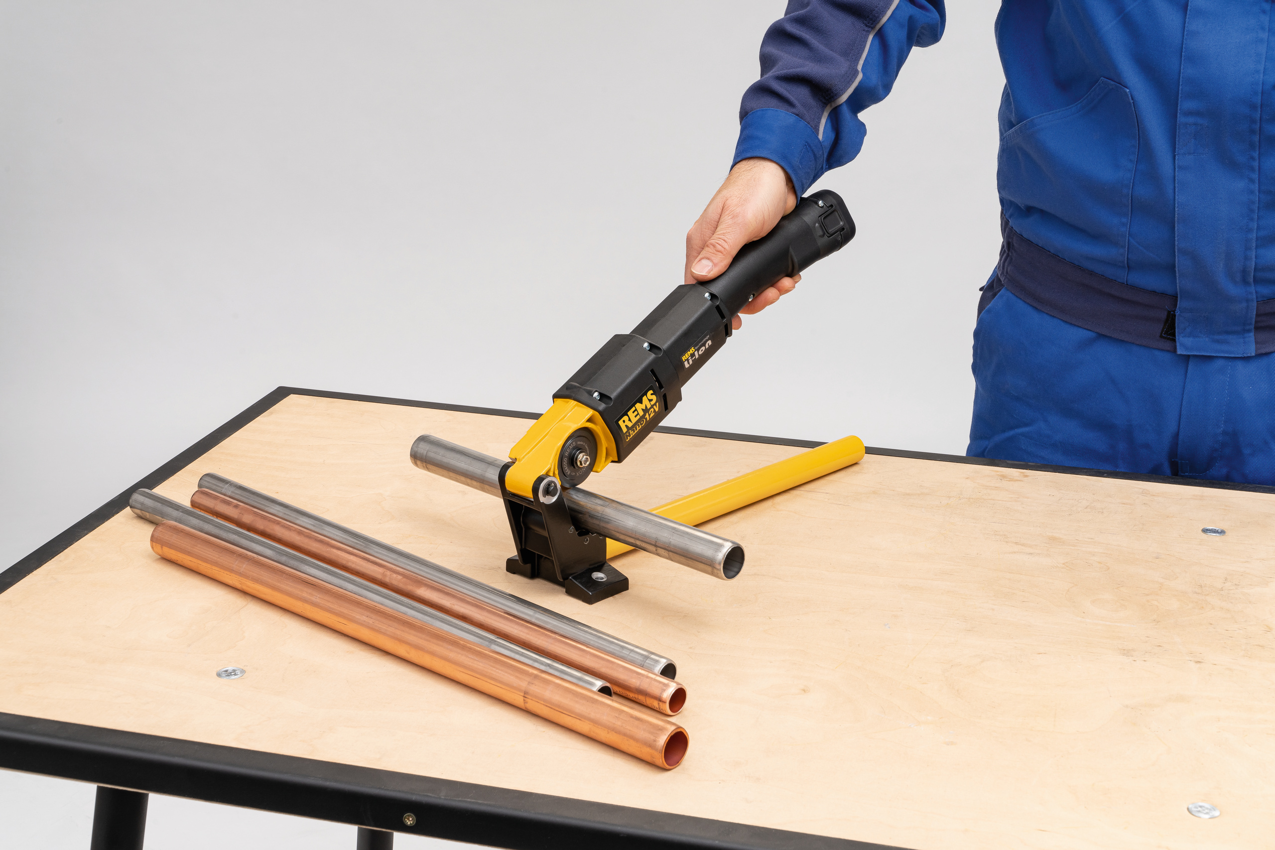 844012 R220 - купить