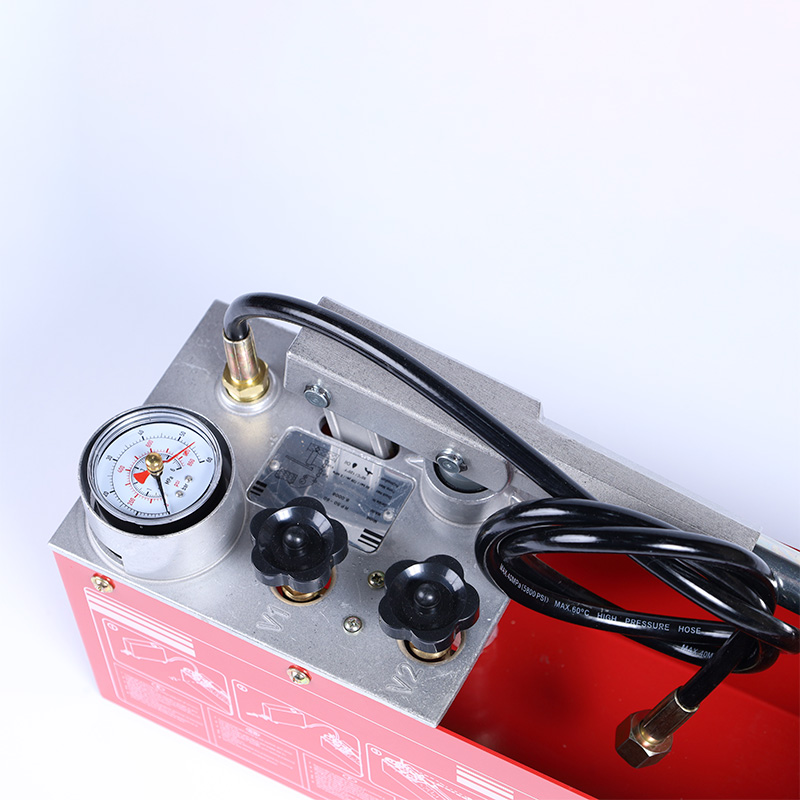 Ручной опрессовочный насос RP-50